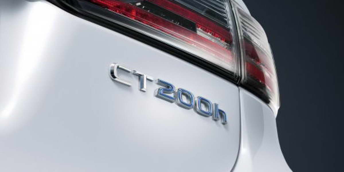 Серийная версия Lexus CT 200h (концепт LF-Ch) будет предствалена на Автосалоне в Женеве 2010