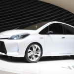Женева 2011: новый гибридный компактный городской автомобиль Toyota Yaris HSD Concept 2012 | Фото и Видео