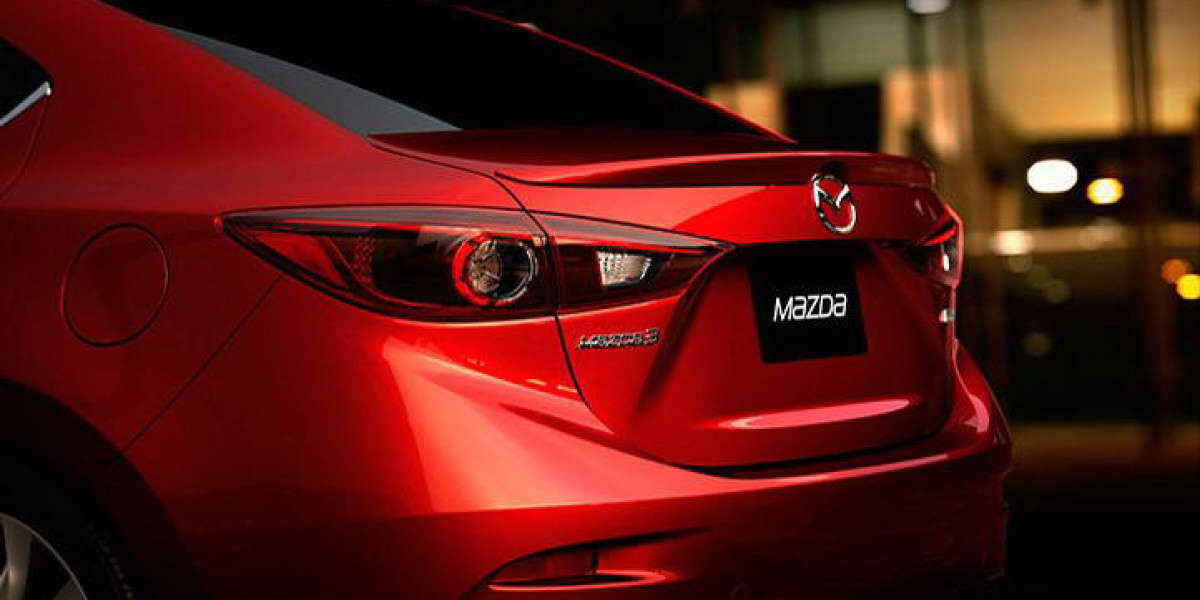 Первая фотография седана Mazda 3 2014