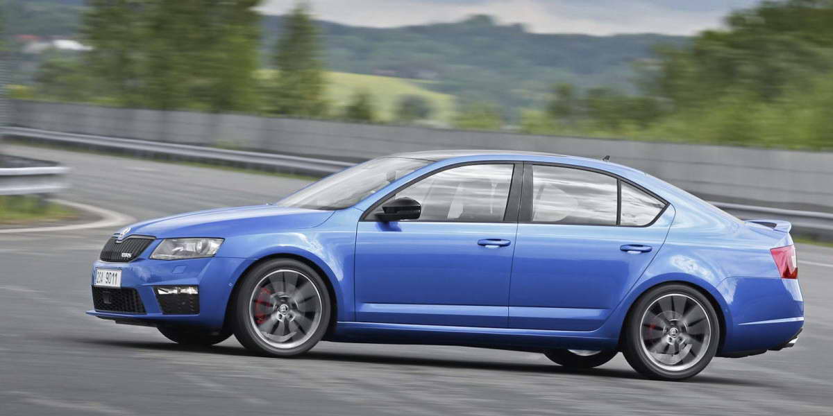 Skoda принимает заказы на заряженную Octavia RS 2013