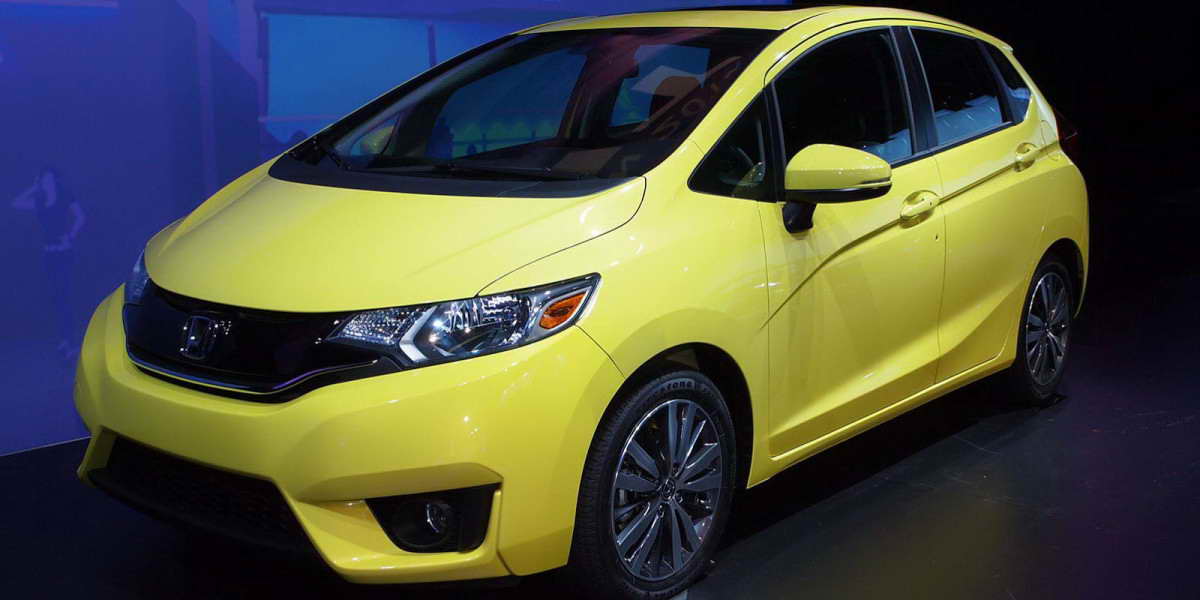 Хонда показала третье поколение компакта Honda Fit 2015