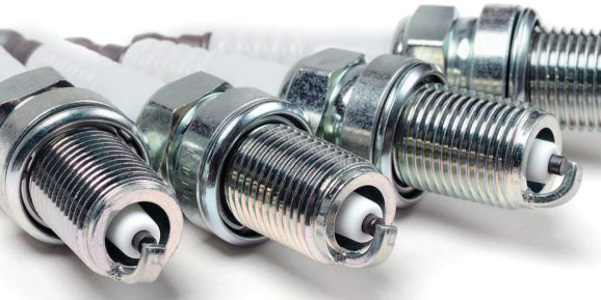 Из каких элементов состоит автомобильная система зажигания?